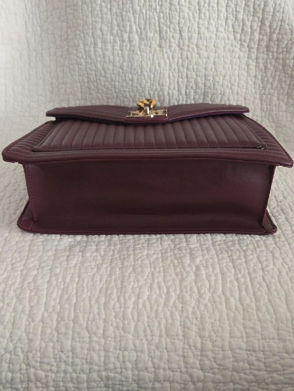 Badgley Mischka stylish deep